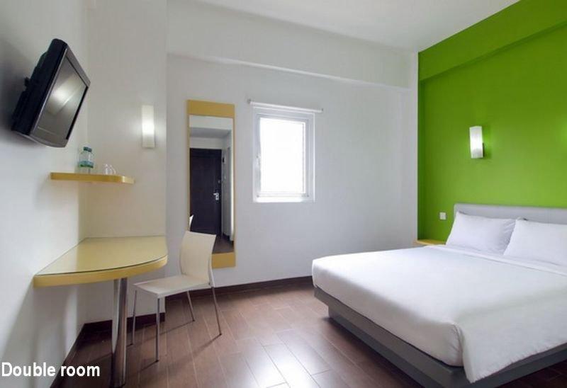Amaris Hotel Senen Jakarta Exterior photo